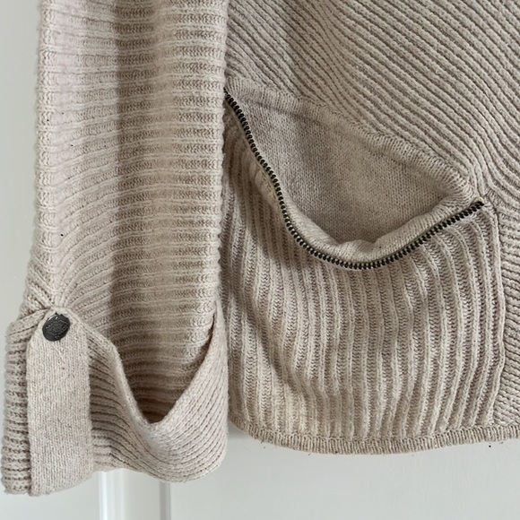 Gentle Fawn Cream Turtle Neck Small - Picture 3 of 6
